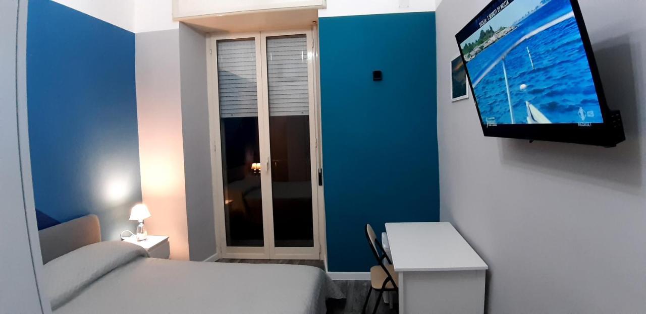 Diamante Bed & Breakfast Наполи Екстериор снимка